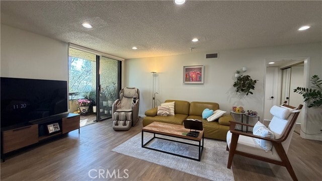 Photo - 4080 Via Marisol