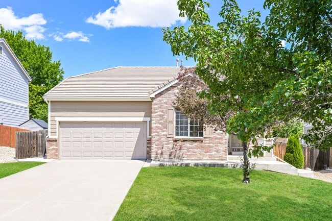 Building Photo - 3 Bed/ 2Bath Close to Buckley Space Base