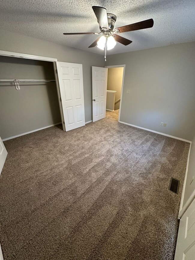 Photo - 411 Valley Dr Unit 411-2