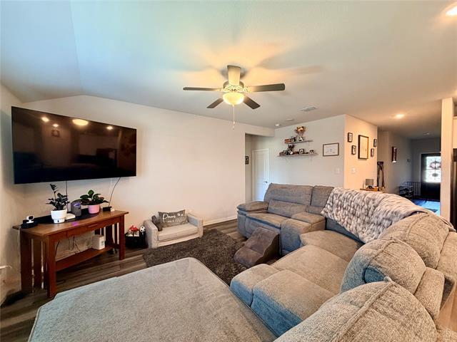 Photo - 6301 Spooky Cat Trl