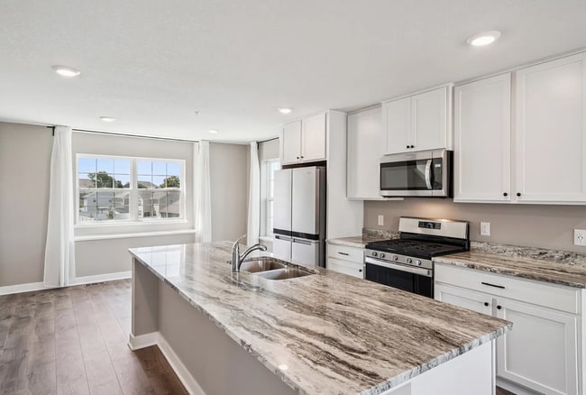 Photo - 6636 Hinterland Trl S