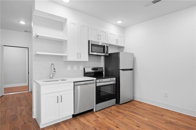 Photo - 456 Flat Shoals Ave SE Unit 405