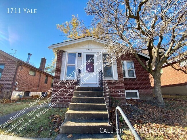 Building Photo - 1711 Yale- Rental