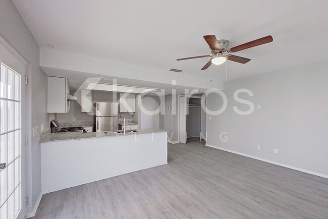 Photo - 2704 Shadow Ct