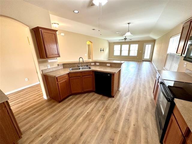 Photo - 221 Creekwood Dr