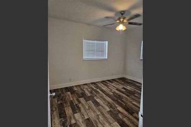 Photo - 730 SW 4th St