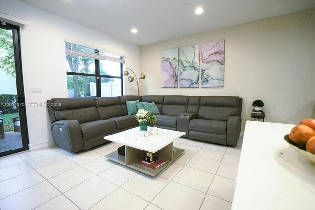 Photo - 10111 Akenside Dr