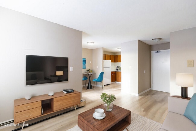 Photo - Cedarbrae Manor