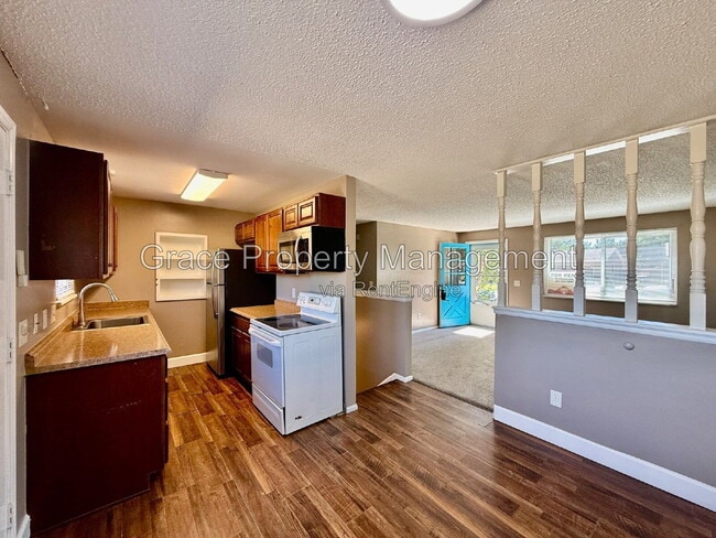 Photo - 2757 E 117th Way