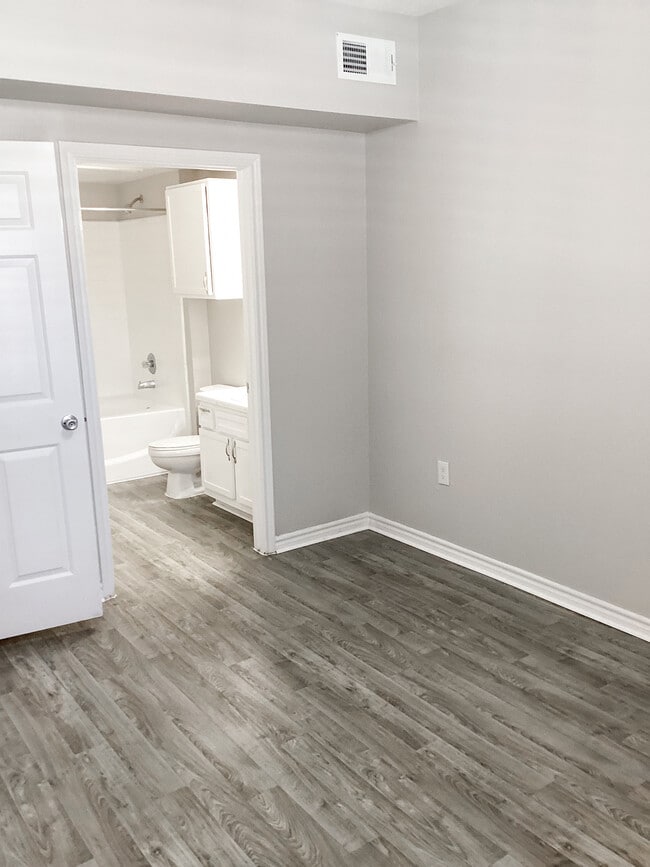 Photo - The Lodge at West Oaks