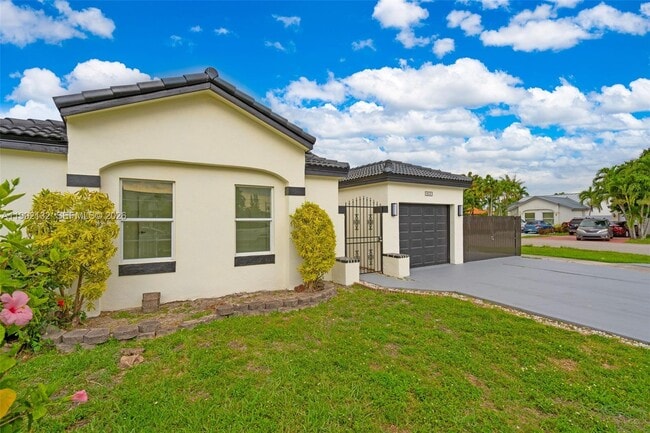 Photo - 803 NW 133rd Ct