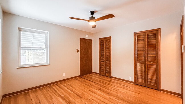 Photo - 5819 Jamieson Ave Unidad 5823