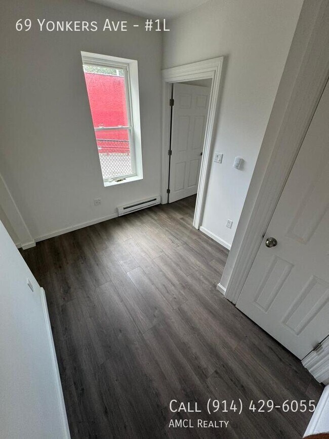 Photo - 69 Yonkers Ave Unidad #1L