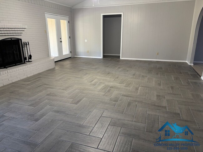 Photo - 1932 Glenwood Dr