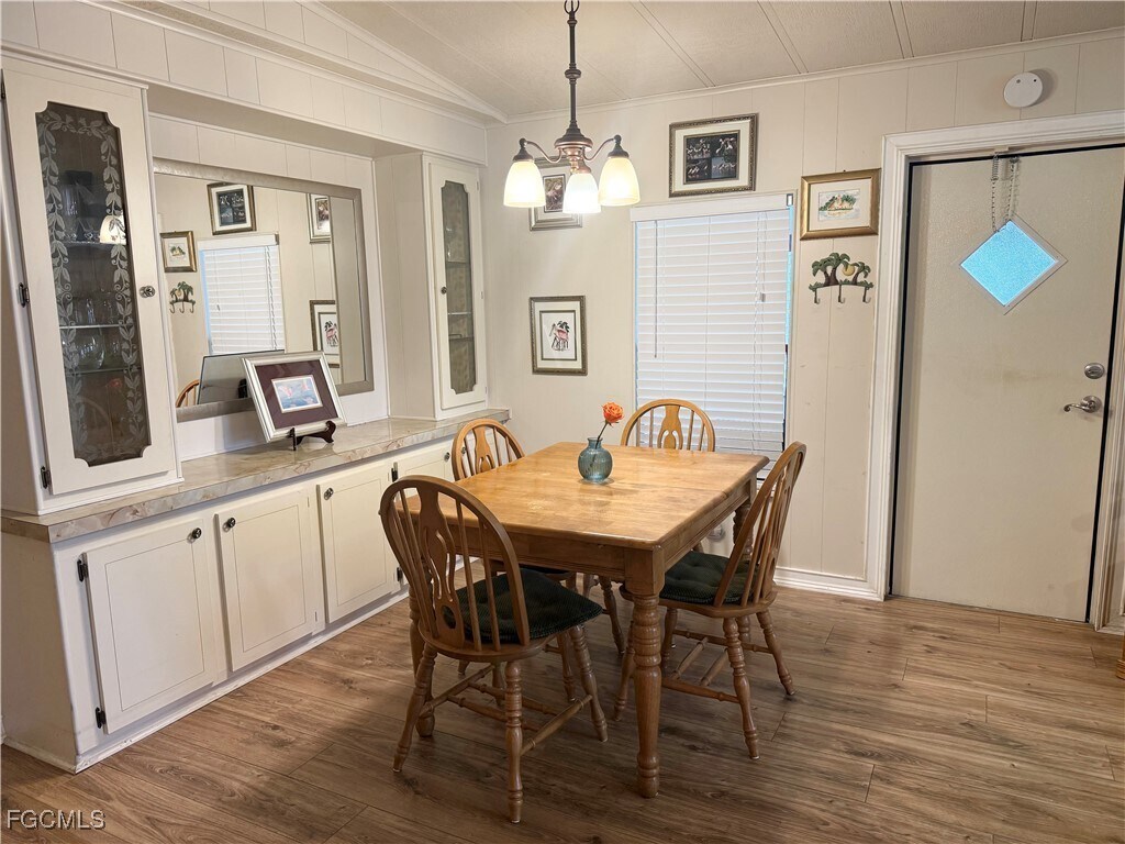 Photo - 3404 Rainbow Ln