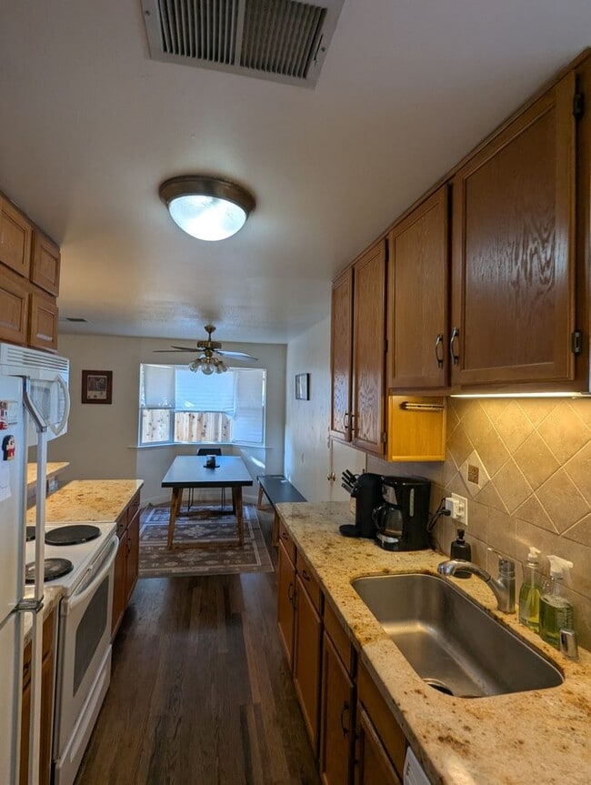 Photo - 257 Ironwood St