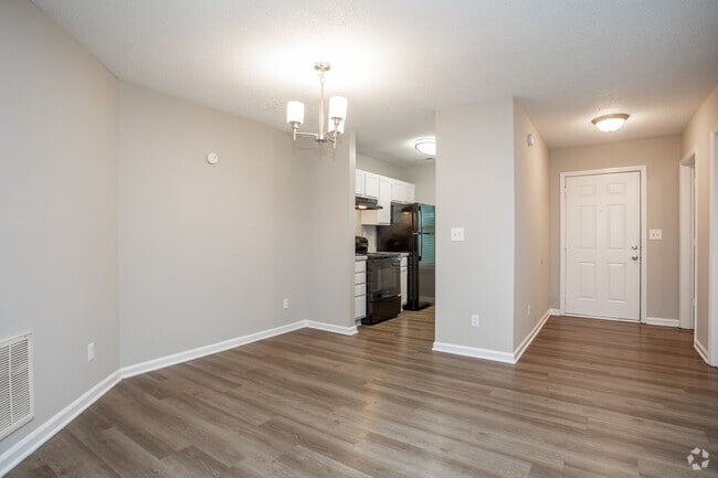 3BR, 2.5BA - 1,408SF - Dining Area
