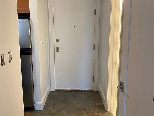 Photo - 3220 17th St NW