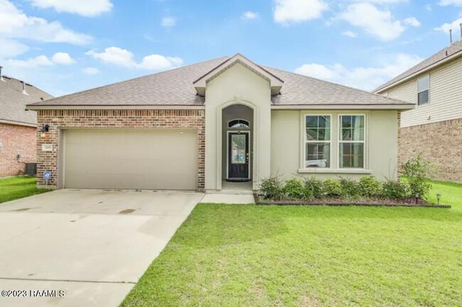 Photo - 406 Starlight Dr