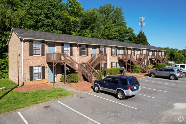 Linville Ridge Apartments