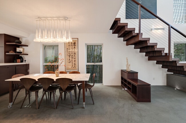 Photo - 27 Driftwood St