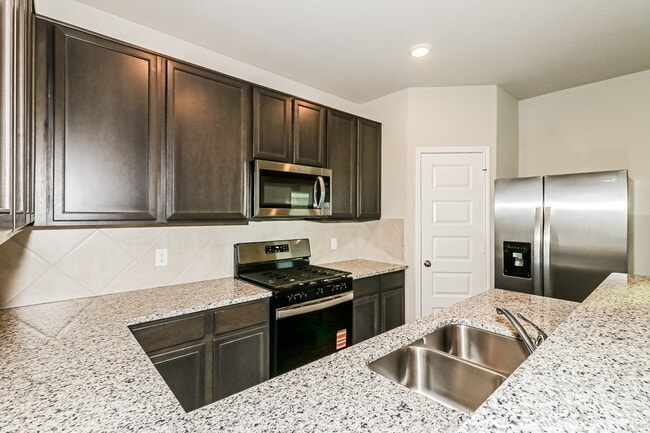 Building Photo - 5127 Shelby Katherine Dr