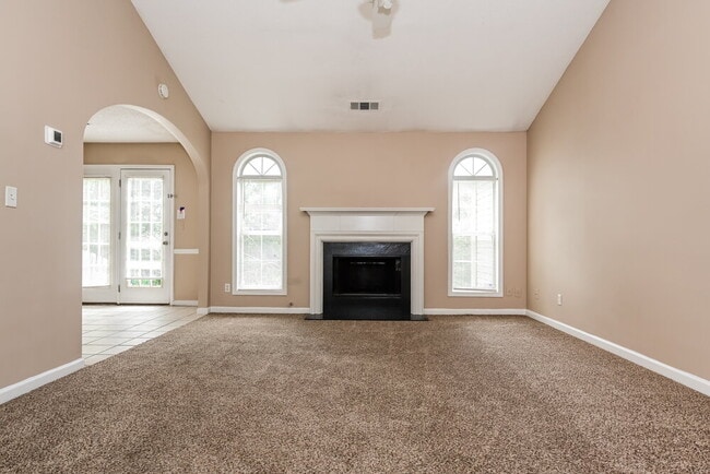 Photo - 118 Misty Ridge Trail