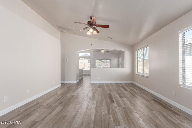 Photo - 15820 W Monroe St