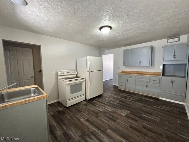 Photo - 209 Maryland St Unit A