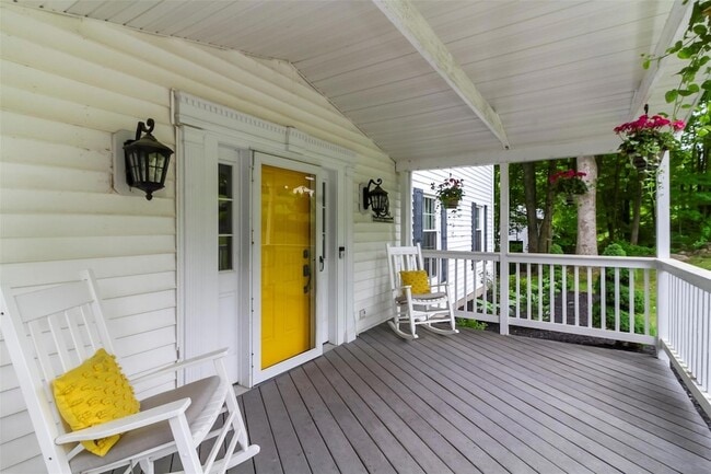 Photo - 4 Plum Tree Ct