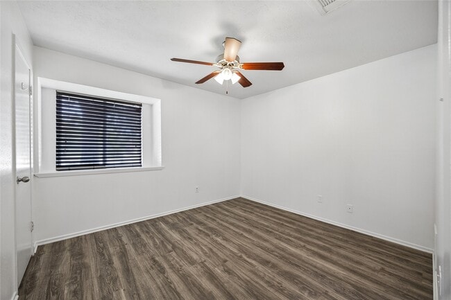 Photo - 7503 Winkle Wood Ln