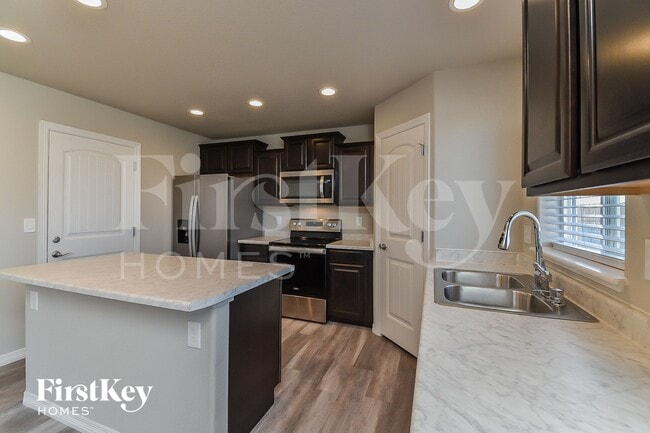 Photo - 10823 Witcher Dr