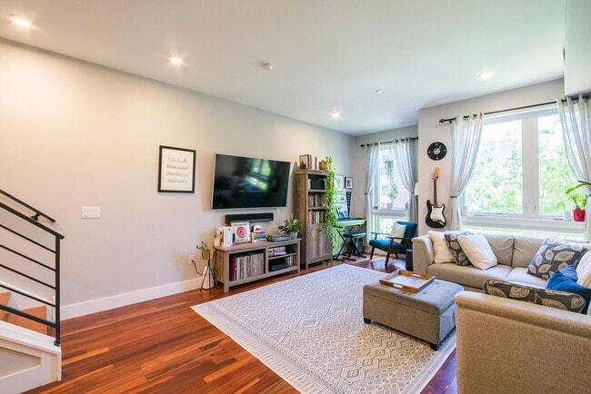 Photo - Two Bed Fishtown Townhouse