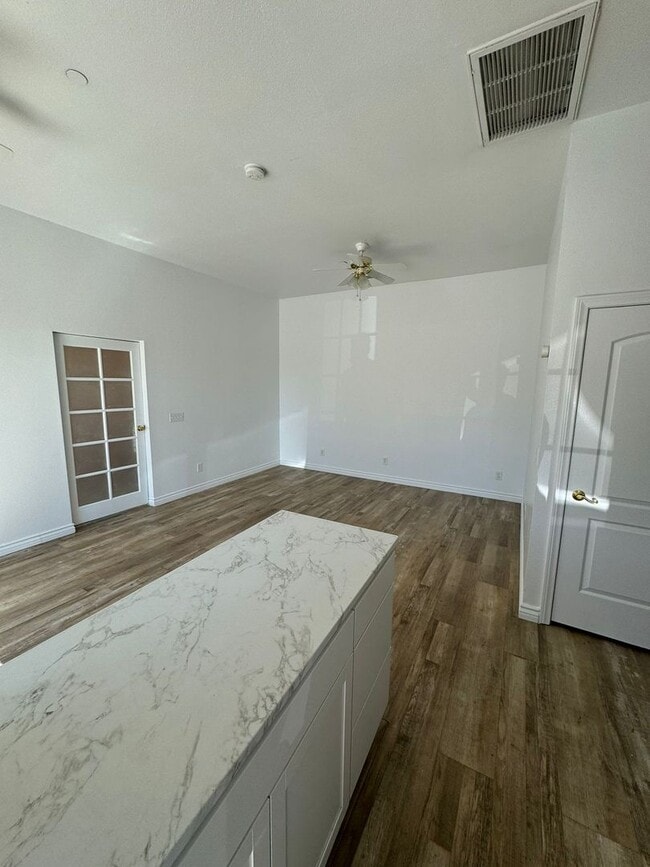 3760 E Calle De Carlos Unit 01