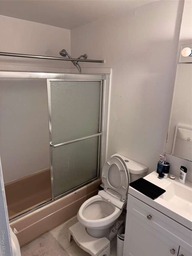 Photo - 196 Hamilton Ave