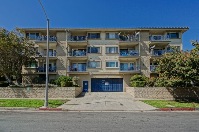 Bright & Airy, 2nd Floor, Corner Unit Cond... - Bright & Airy, 2nd Floor, Corner Unit Cond... Casa