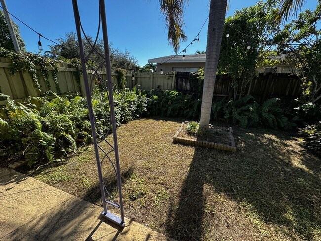 Photo - 2125 NE 14th Ave Unidad 1