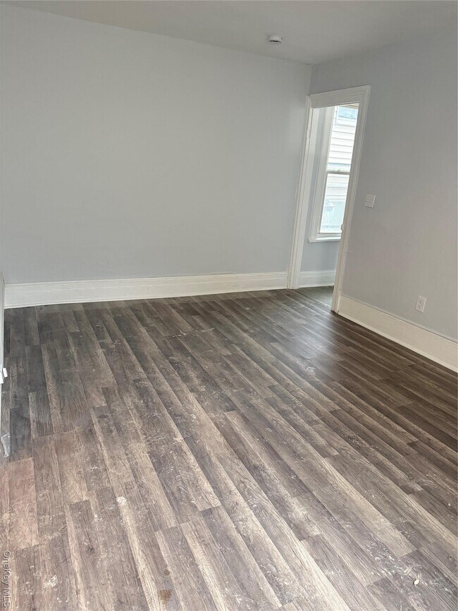 Photo - 17 Conklin St Unidad 1