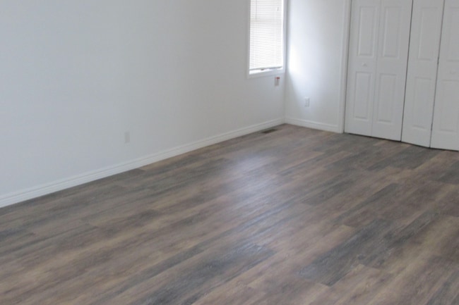 Photo - 1001 5th Ave S