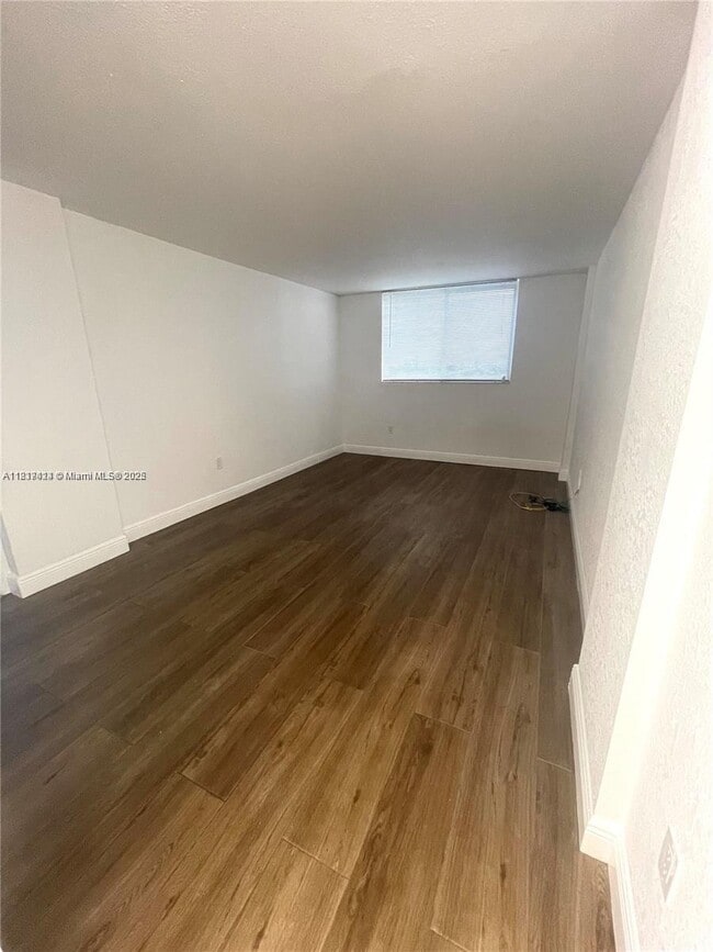 Building Photo - 1251 NE 108th St Unit 603 Rental