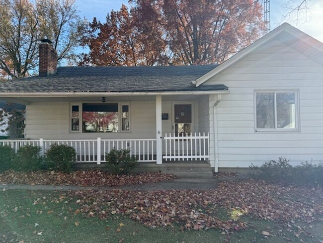 Building Photo - 559 Hartzler St