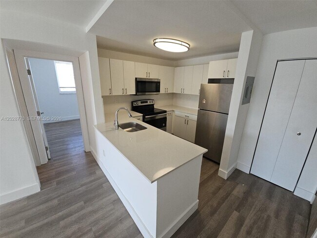 Photo - 8101 Crespi Blvd Unit 304