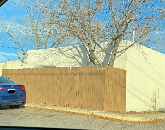 Photo - 6005 Fortuna Rd NW Unidad A