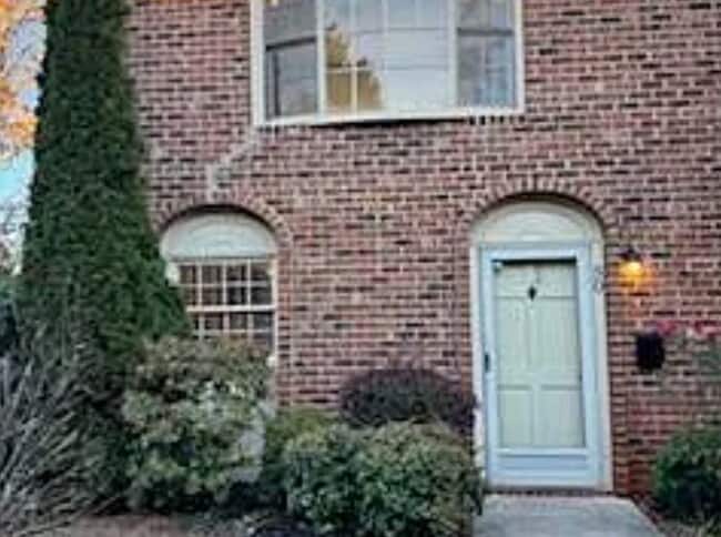 Building Photo - 3101 Link Rd Unit 30