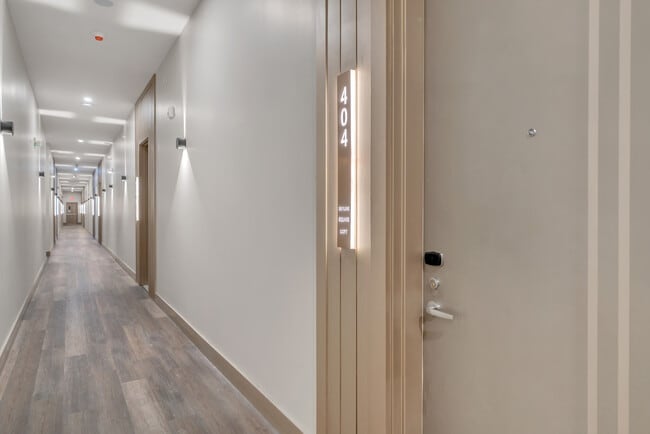 Skyline Square Lofts