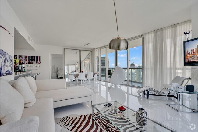 Building Photo - 465 Brickell Ave Unit 4702 Rental