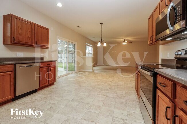 Photo - 141 Marinella Dr House