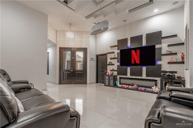 Photo - 30 N 46th St