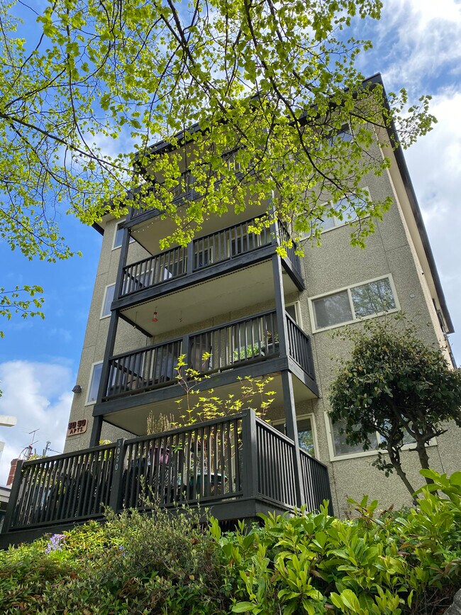Photo - 5050 California Ave SW Unit 2