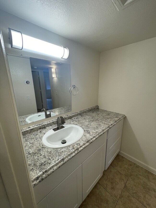 Photo - Juniper Canyon *Newly Remodeled Units*